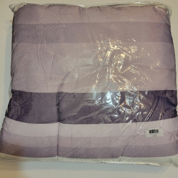 Fairfield Square Coll. Austin Reversible 6Pc Twin Comforter Set Lavender Stripe - Picture 9 of 9